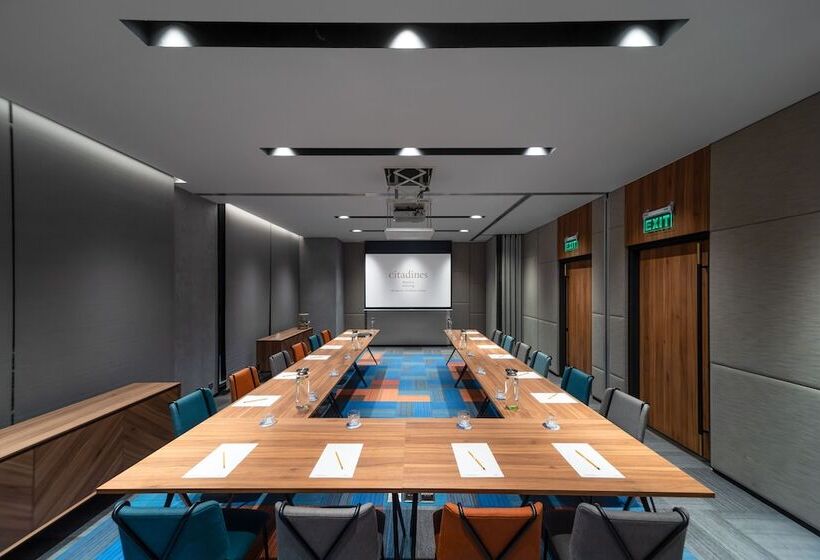 Citadines Marina Halong