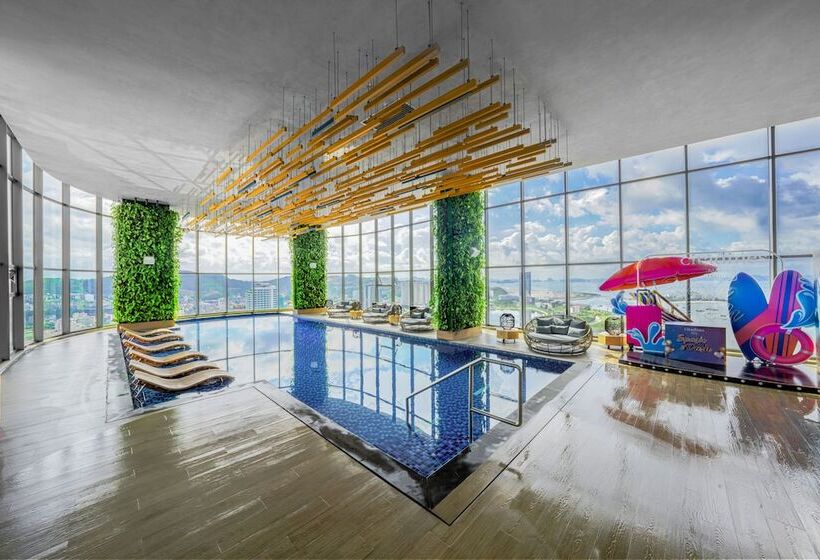 Citadines Marina Halong