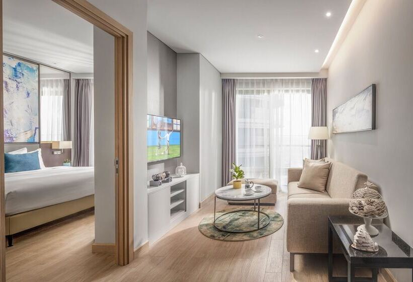 Citadines Marina Halong