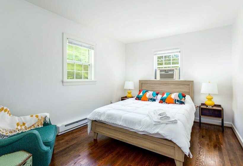 Cottage W 2 Private Lakes River Access Fire Pit