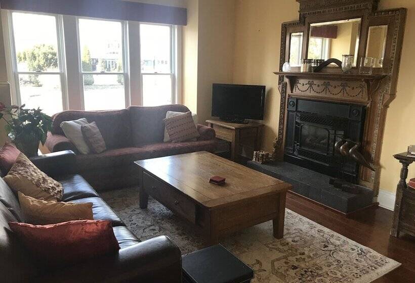 Dicksons Family Suite B&b