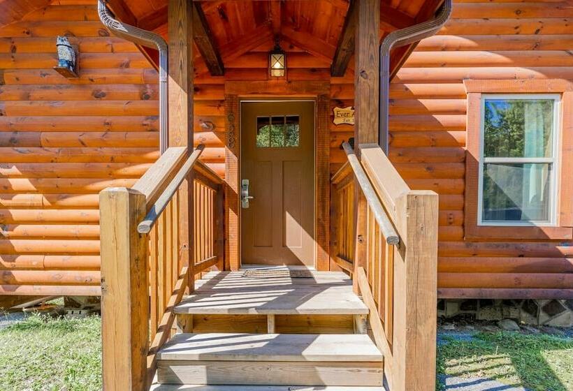 Ever After Mountain View Hot Tub