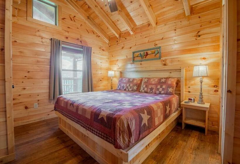 Ever After Mountain View Hot Tub