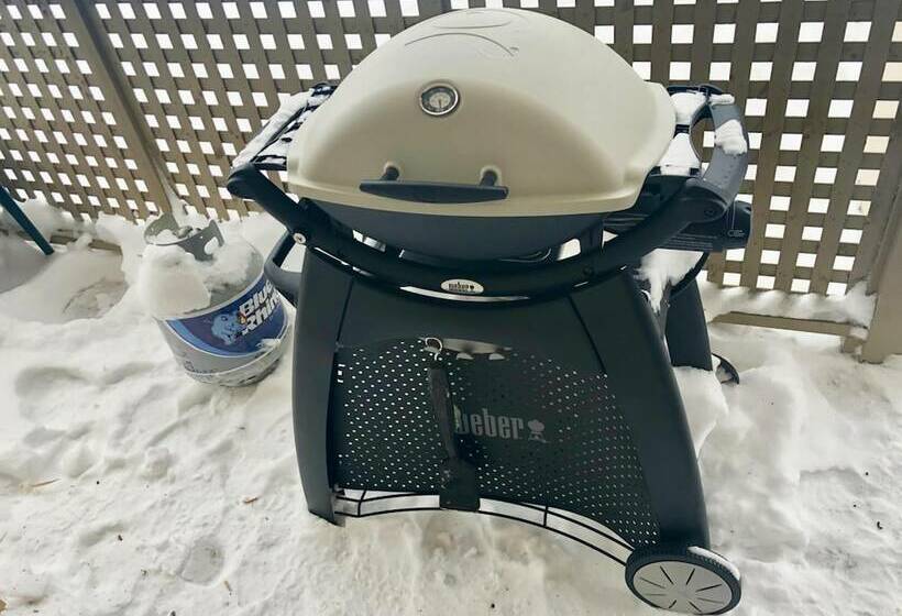 F3 Fairway Village Condo With Great Mountain Views 8 Minute Walk From Omni Mount Washington