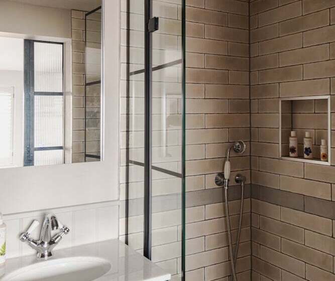 פונדק Hare & Hounds Newbury