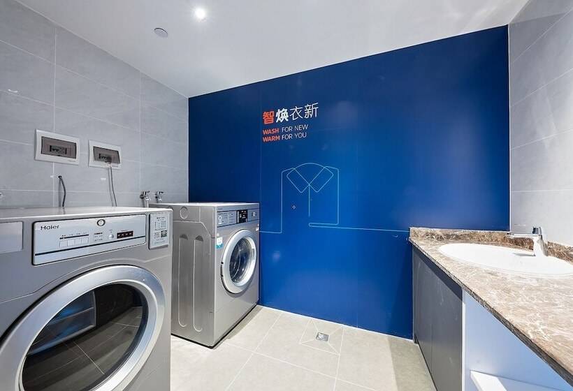 Отель Holiday Inn Express Beihai Silver Beach, An Ihg