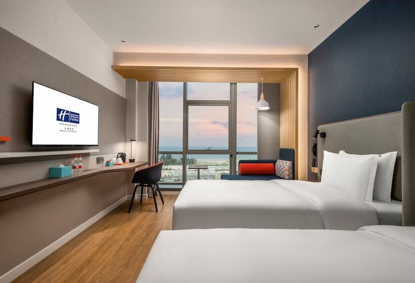 Отель Holiday Inn Express Beihai Silver Beach, An Ihg