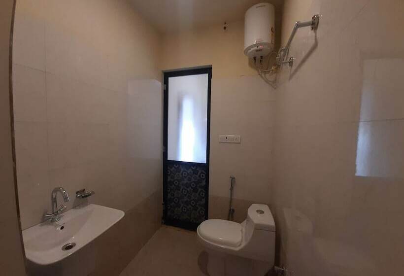 Отель Pushkar Retreat Resort   The Nature And Mountain View Resort ,pushkar