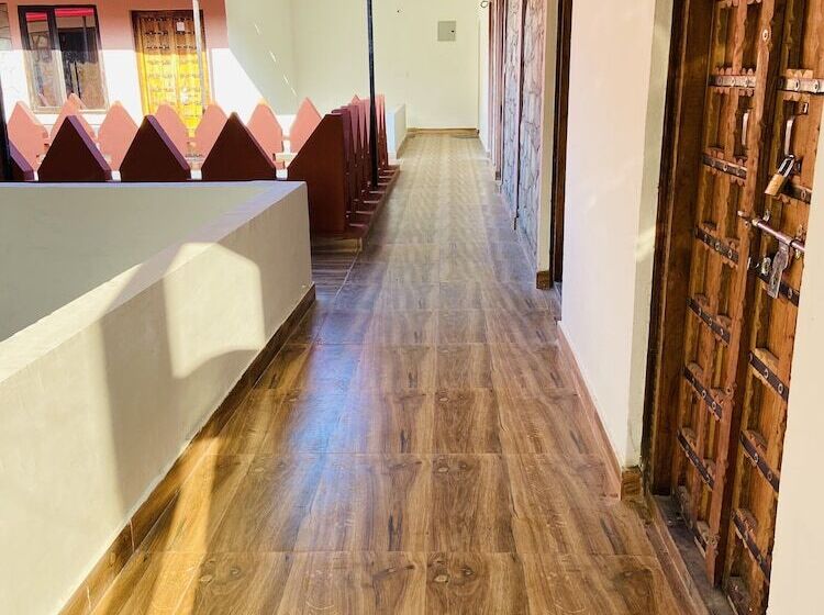 Отель Pushkar Retreat Resort   The Nature And Mountain View Resort ,pushkar