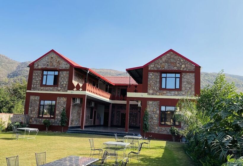 Отель Pushkar Retreat Resort   The Nature And Mountain View Resort ,pushkar