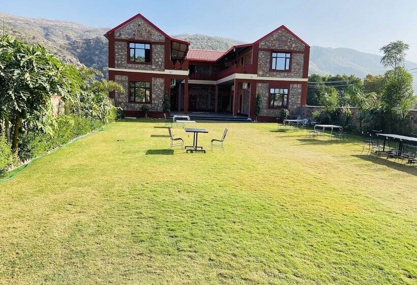 Отель Pushkar Retreat Resort   The Nature And Mountain View Resort ,pushkar