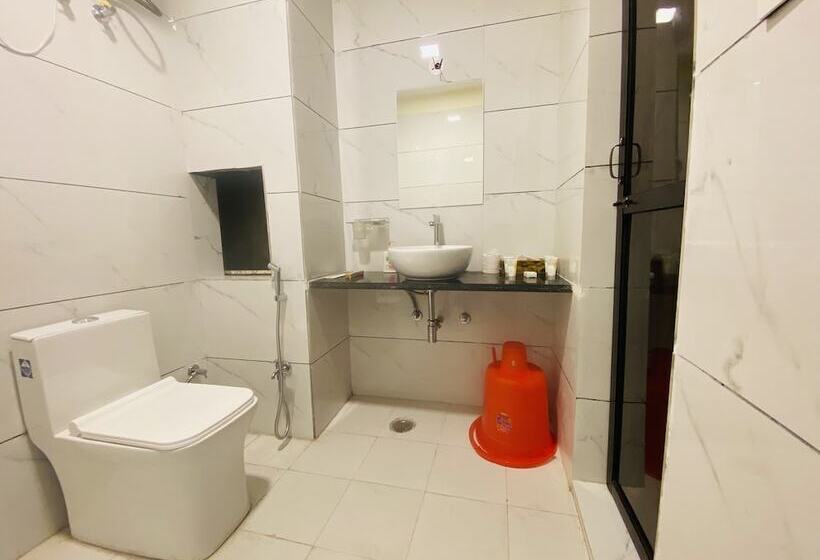 Отель Pushkar Retreat Resort   The Nature And Mountain View Resort ,pushkar