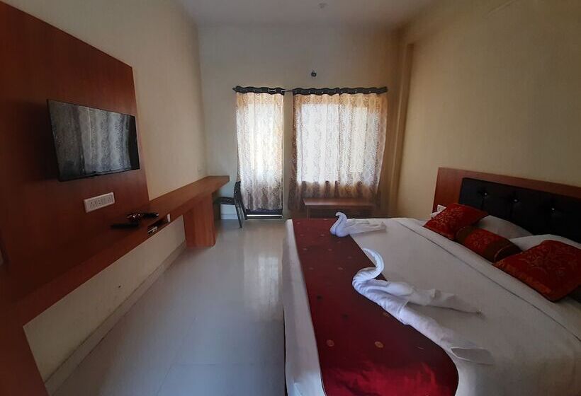 Отель Pushkar Retreat Resort   The Nature And Mountain View Resort ,pushkar