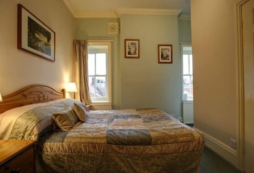 펜션 Carlton Lodge