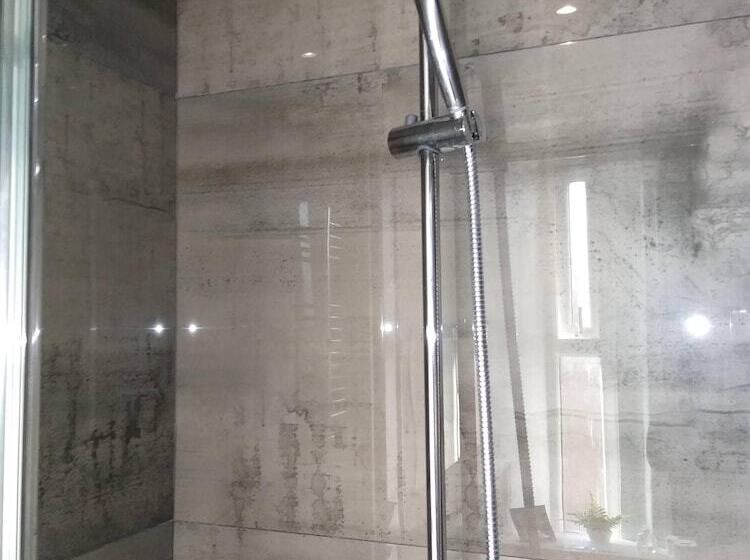 膳宿费 Grace House