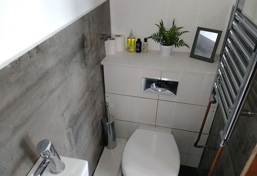 膳宿费 Grace House