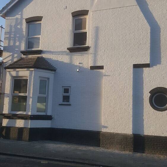 膳宿费 Grace House