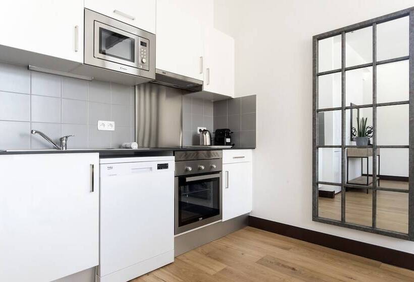 דירת נופש Résidence De L Arsenal Royal