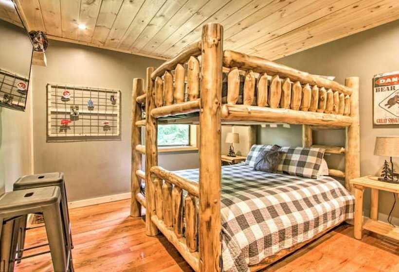 A Stone S Throw By Heritage Cabin Rentals