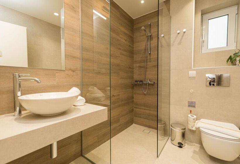 Antel Suites & Apartments