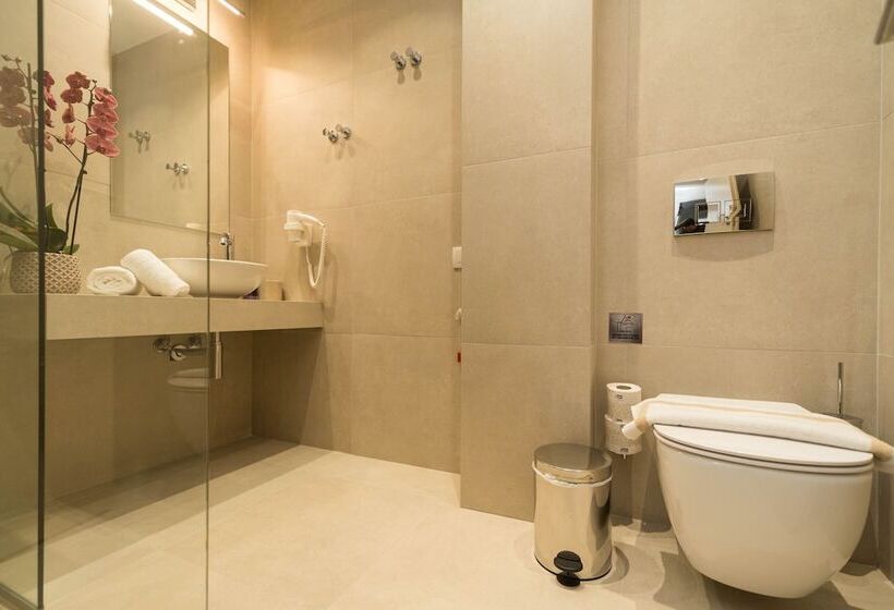 Antel Suites & Apartments