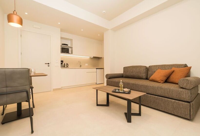 Antel Suites & Apartments