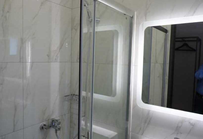 تختخواب و صبحانه Comfort Suites & Rooms