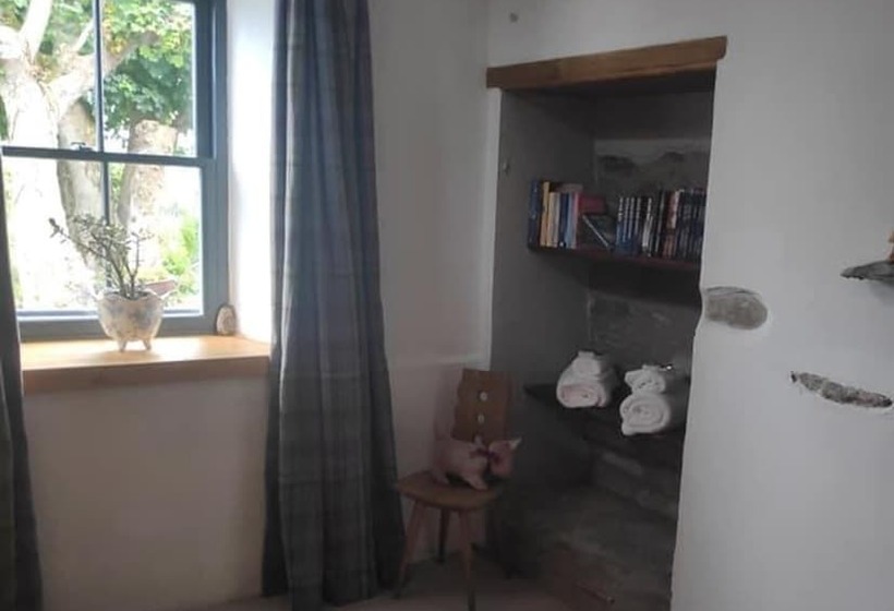 Bespoke 1 Bed Cottage In Dunbeath Village