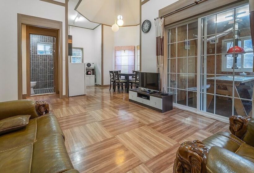 Gapyeong Gartenheim Pet Friendly Pension