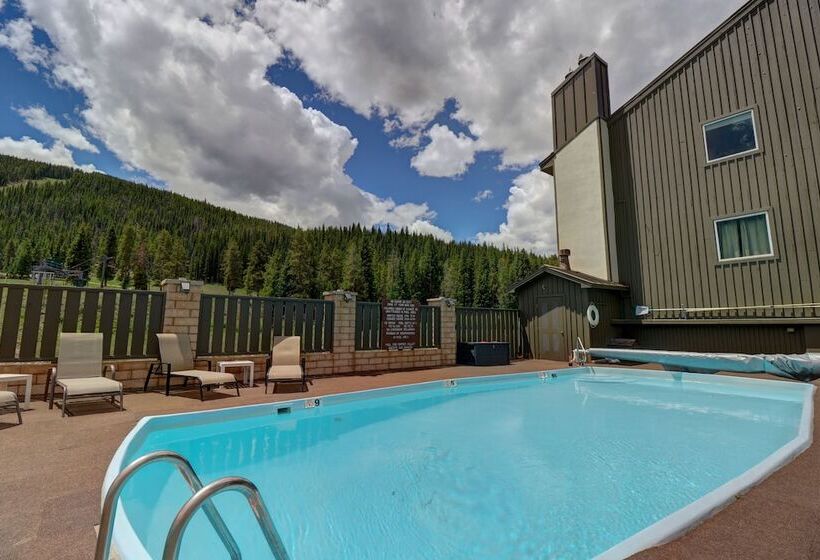 Heated Pool Ski In Walk Out Perfect Hotel Room   Cv210a By Redawning