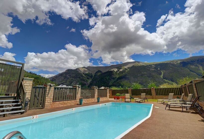 Heated Pool Ski In Walk Out Perfect Hotel Room   Cv210a By Redawning