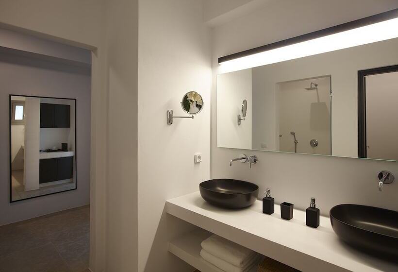 Hotel Absolute Paradise Santorini  Adults Only