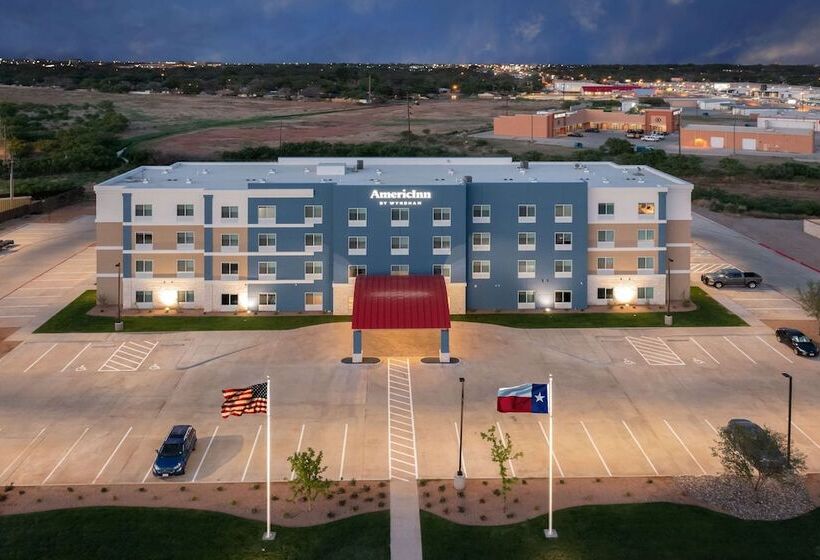 בית מלון כפרי Americinn By Wyndham San Angelo