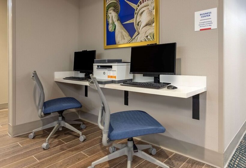 فندق Americinn By Wyndham San Angelo