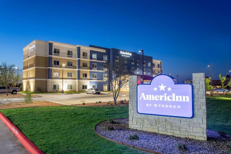 בית מלון כפרי Americinn By Wyndham San Angelo