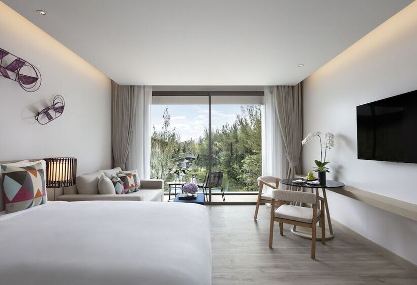 ホテル Avani+ Khao Lak Resort