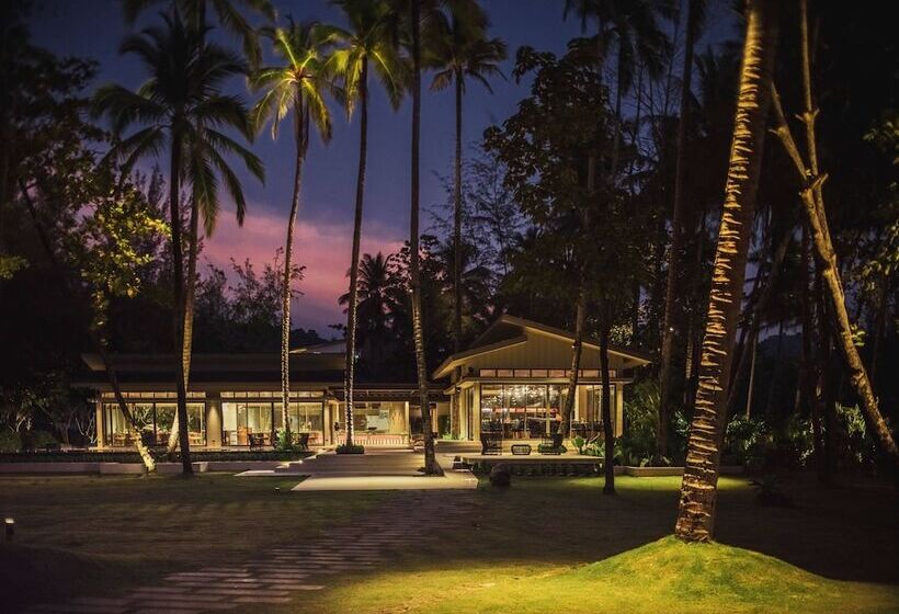 ホテル Avani+ Khao Lak Resort