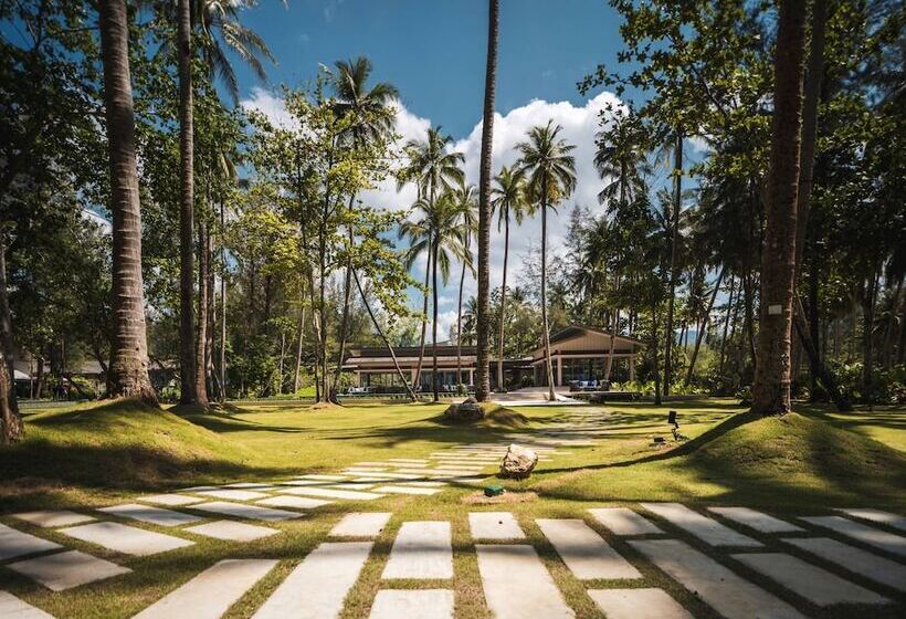 ホテル Avani+ Khao Lak Resort