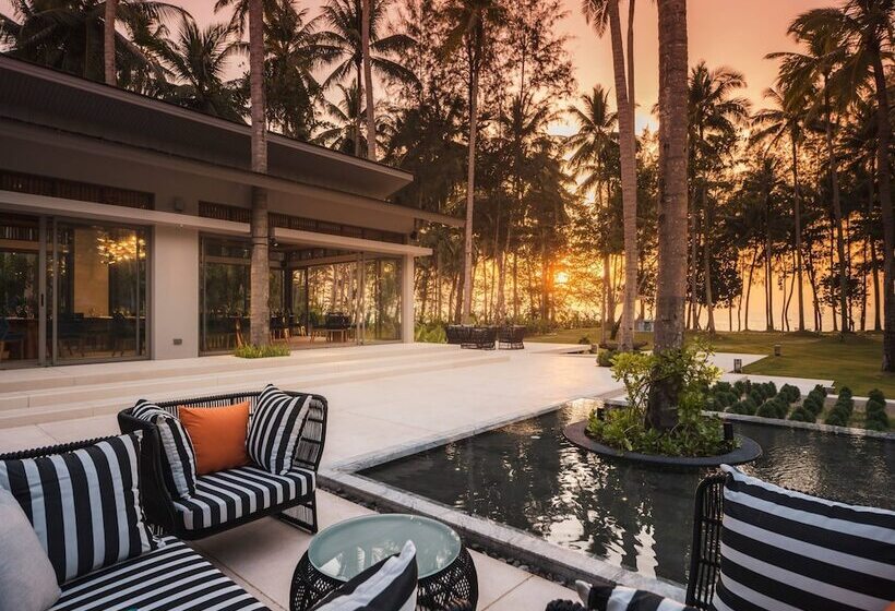 ホテル Avani+ Khao Lak Resort
