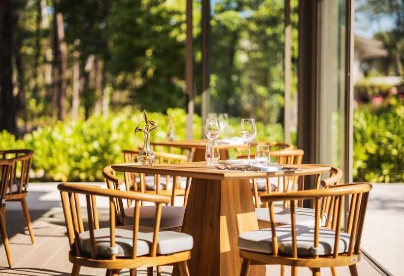 ホテル Avani+ Khao Lak Resort