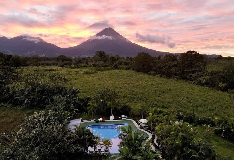 فندق Campos Arenal