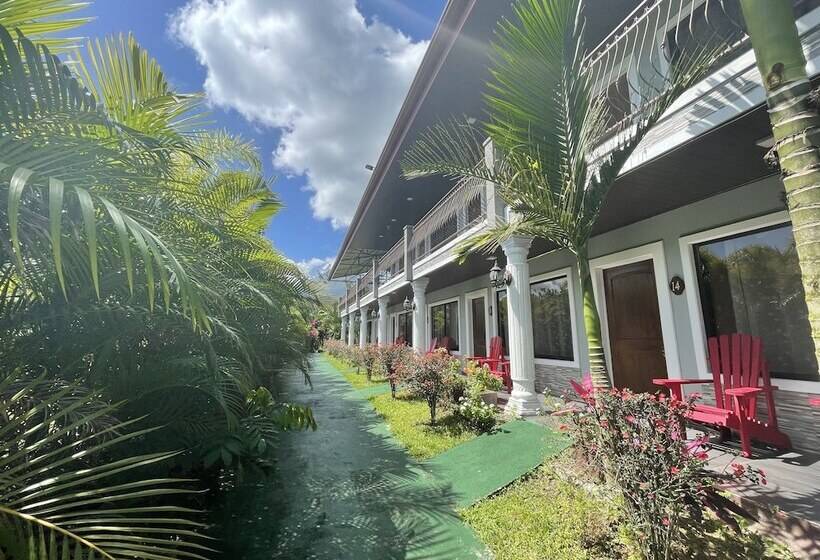 فندق Campos Arenal