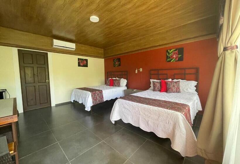 فندق Campos Arenal