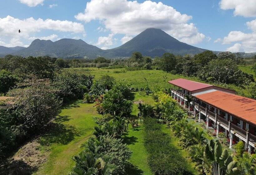 فندق Campos Arenal