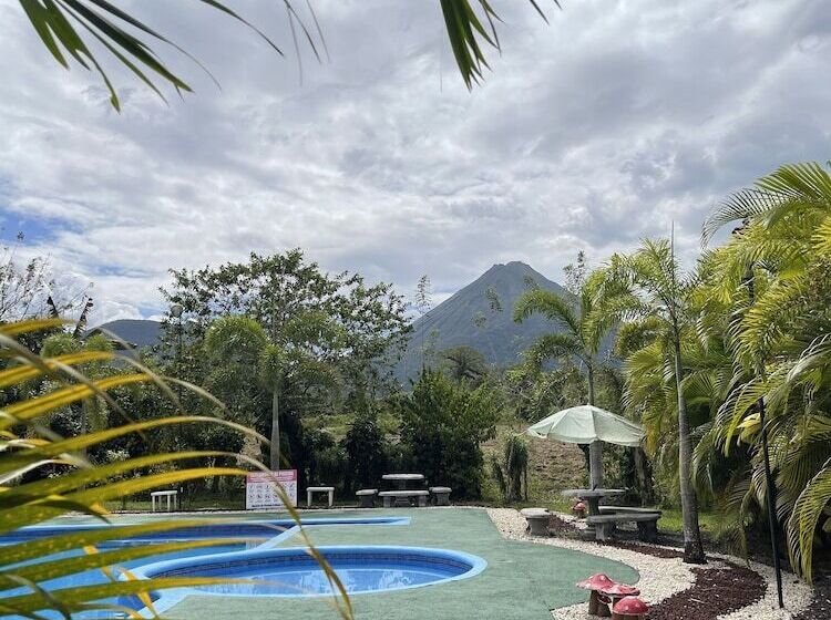 فندق Campos Arenal