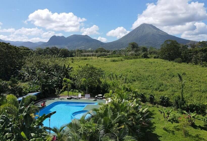 فندق Campos Arenal