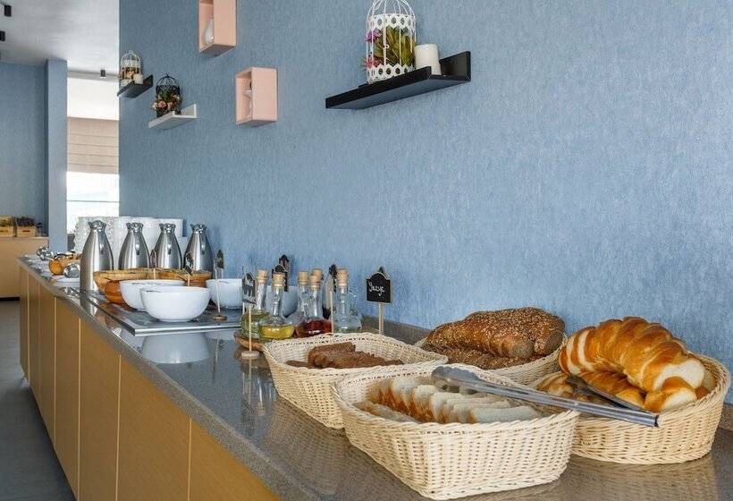 هتل Corudo Family Resort&spa