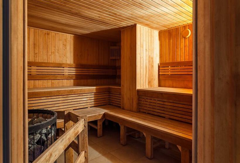 هتل Corudo Family Resort&spa