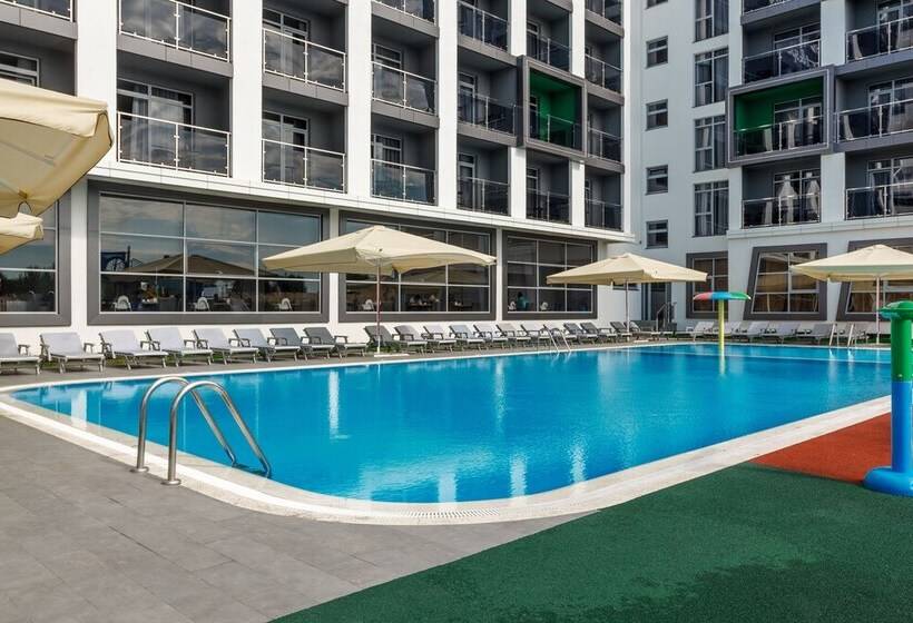 هتل Corudo Family Resort&spa