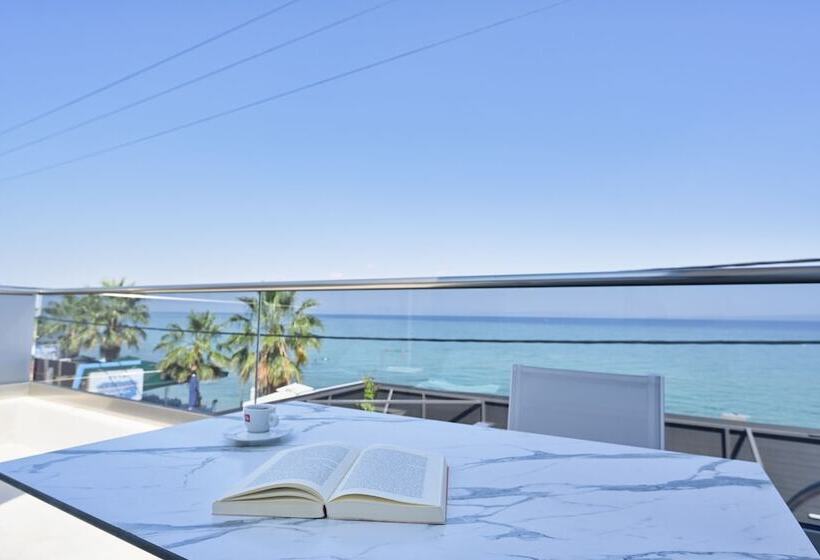 בית מלון כפרי Emily S Luxury Suites